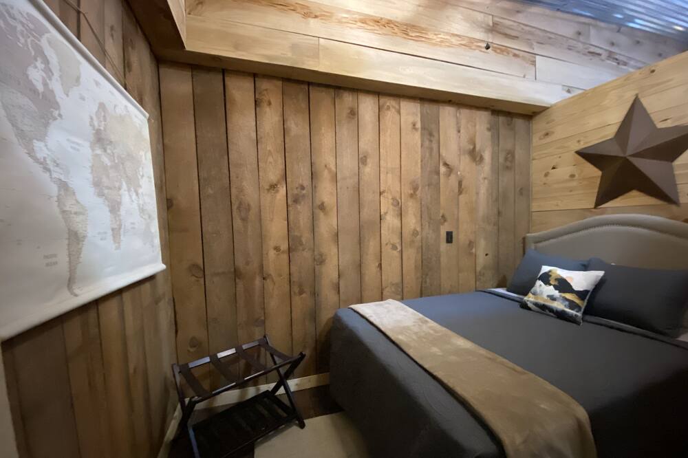 Photo of Bedroom in Norfork