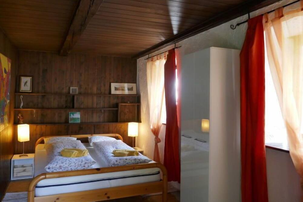 Photo of Bedroom in Semione