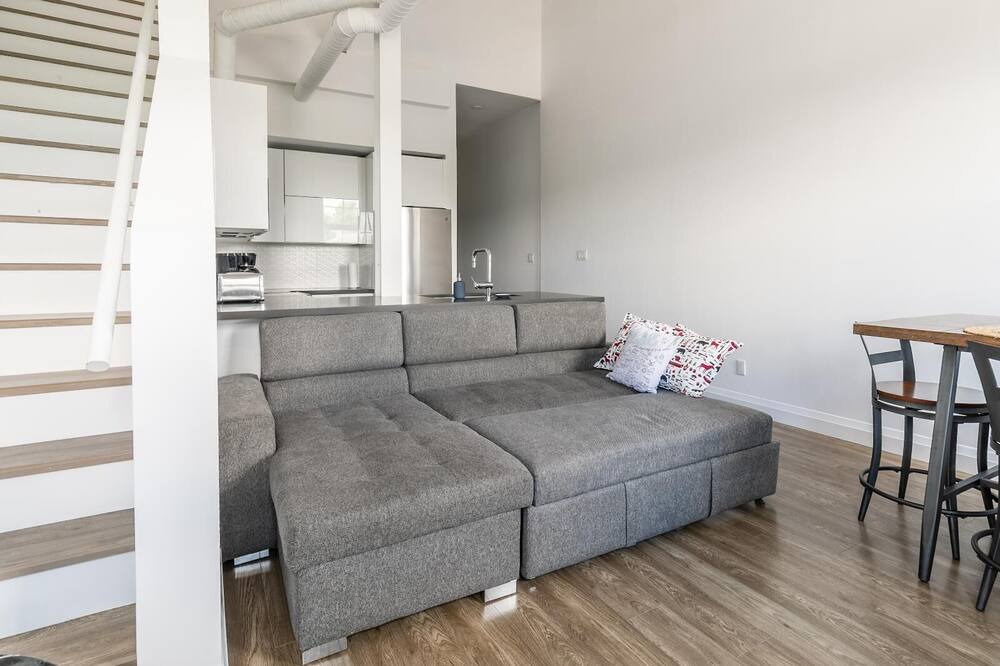 Photo of Livingroom in Kirkendall North