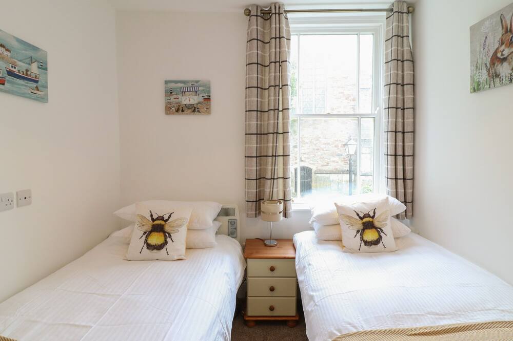 Photo of Others in Littleham