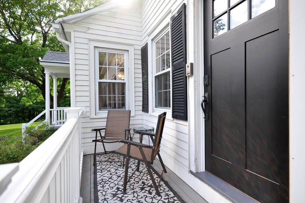 Photo of Patio Balcony in Litchfield