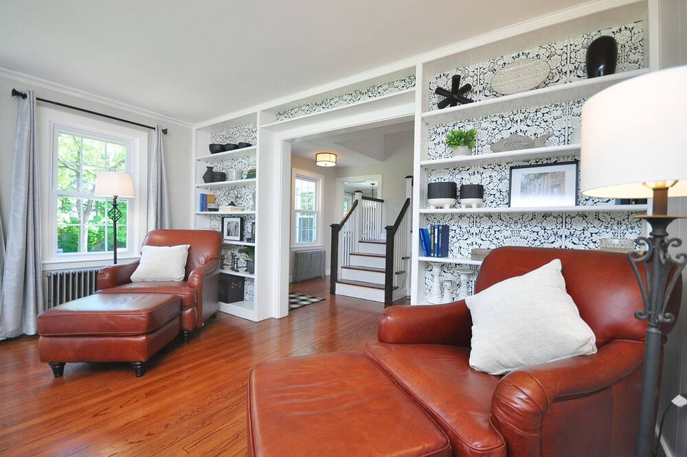 Photo of Livingroom in Litchfield