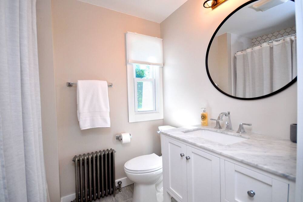 Photo of Bathroom in Litchfield