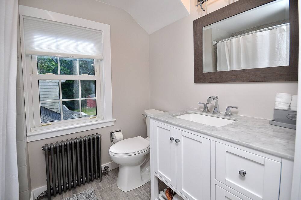 Photo of Bathroom in Litchfield