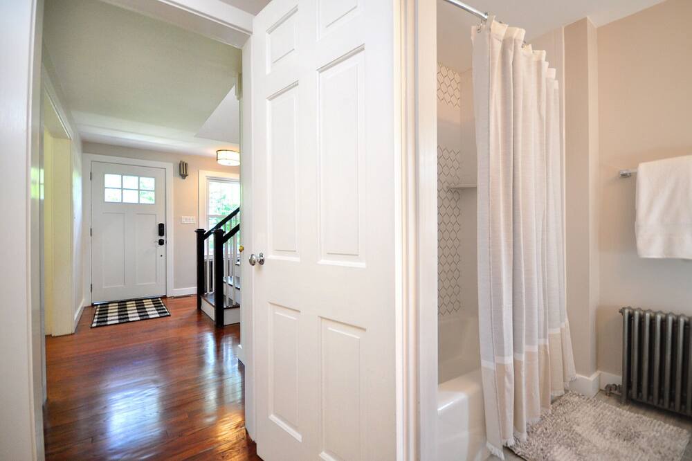 Photo of Bedroom in Litchfield