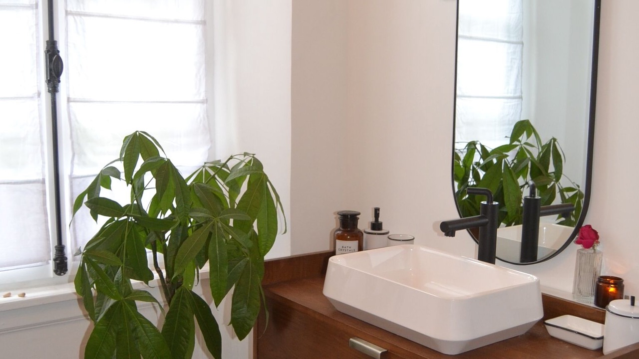 Photo of Bathroom in Lamballe