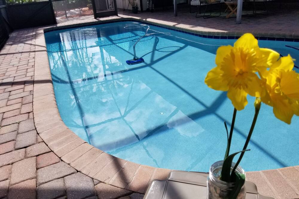 Photo of Outdoor in Riviera Beach