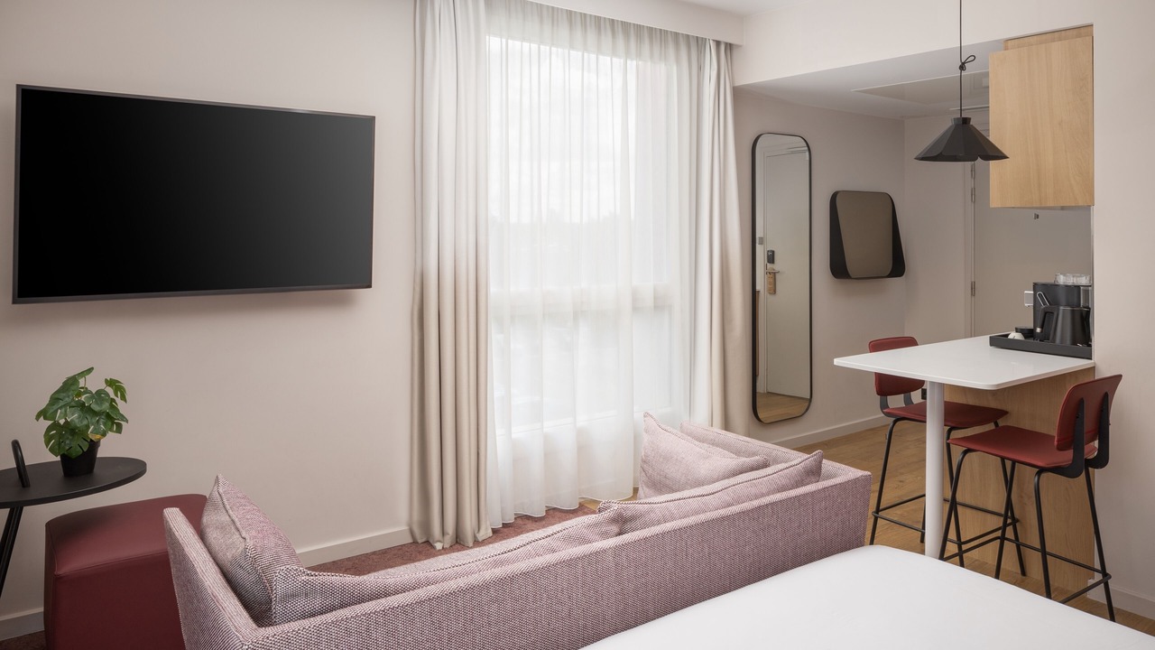 Photo of Bedroom in Roissy-en-France