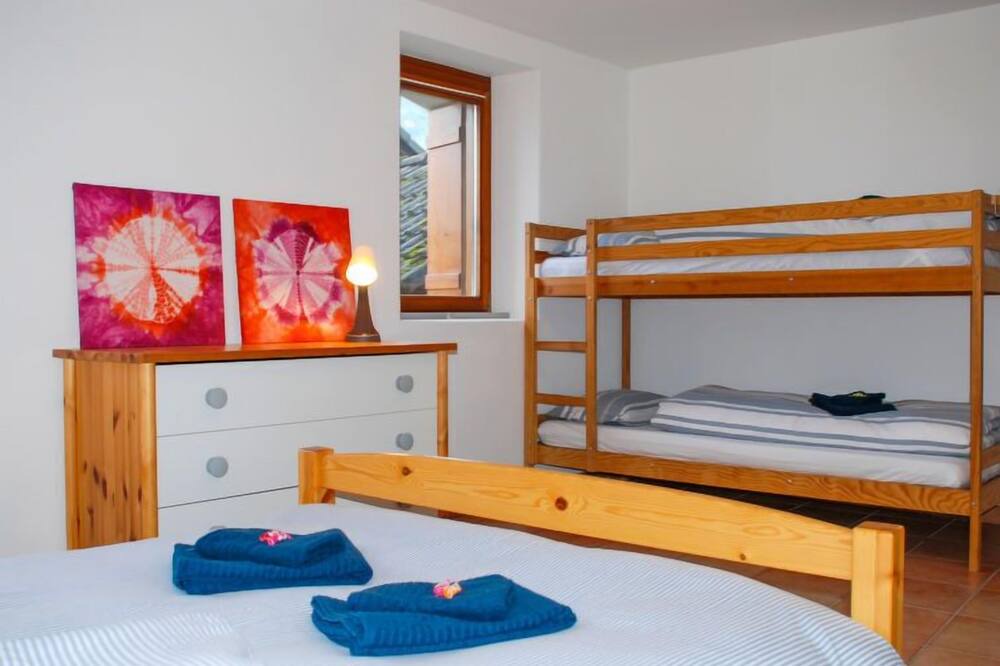 Photo of Bedroom in Leontica