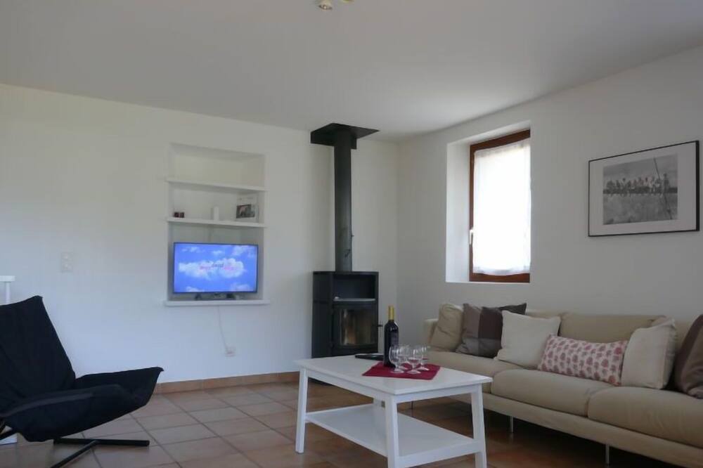 Photo of Livingroom in Leontica