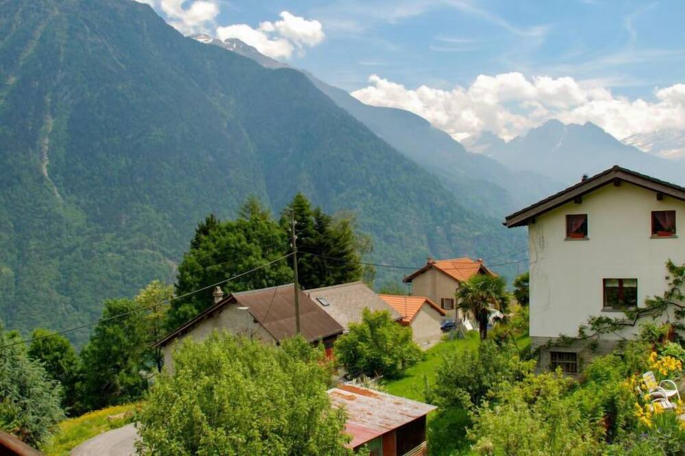 Photo of Outdoor in Leontica