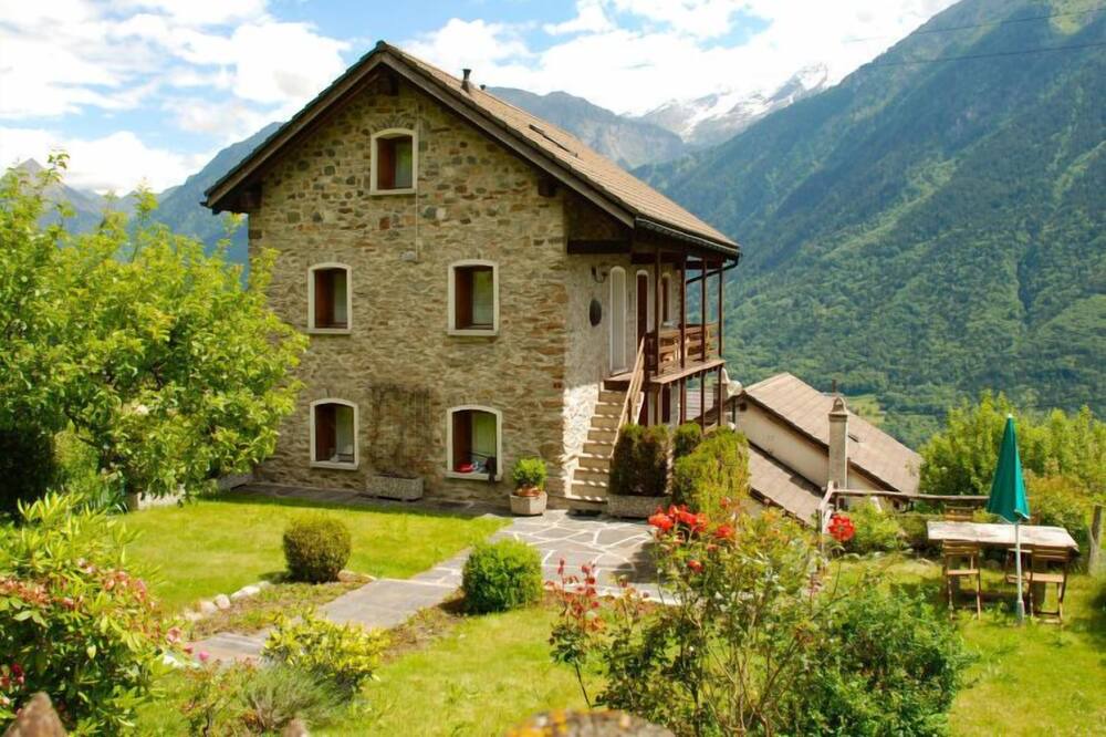 Photo of Outdoor in Leontica