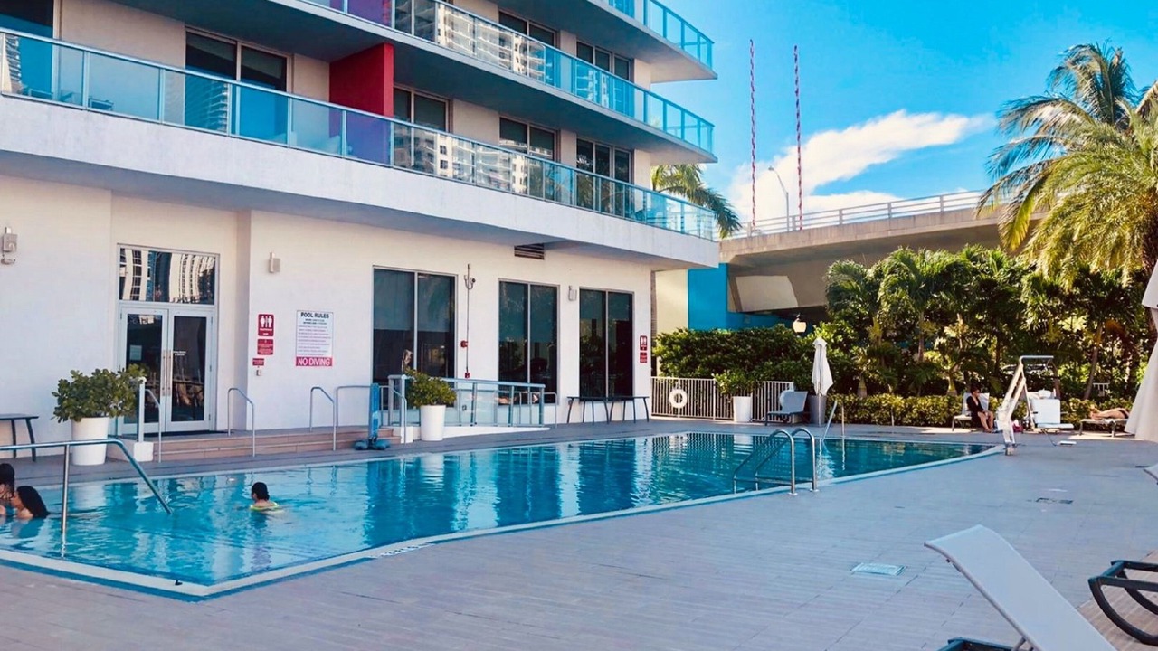 Photo of Outdoor in Hallandale Beach