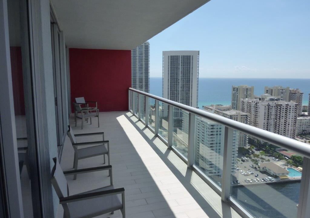 Photo of Patio Balcony in Hallandale Beach