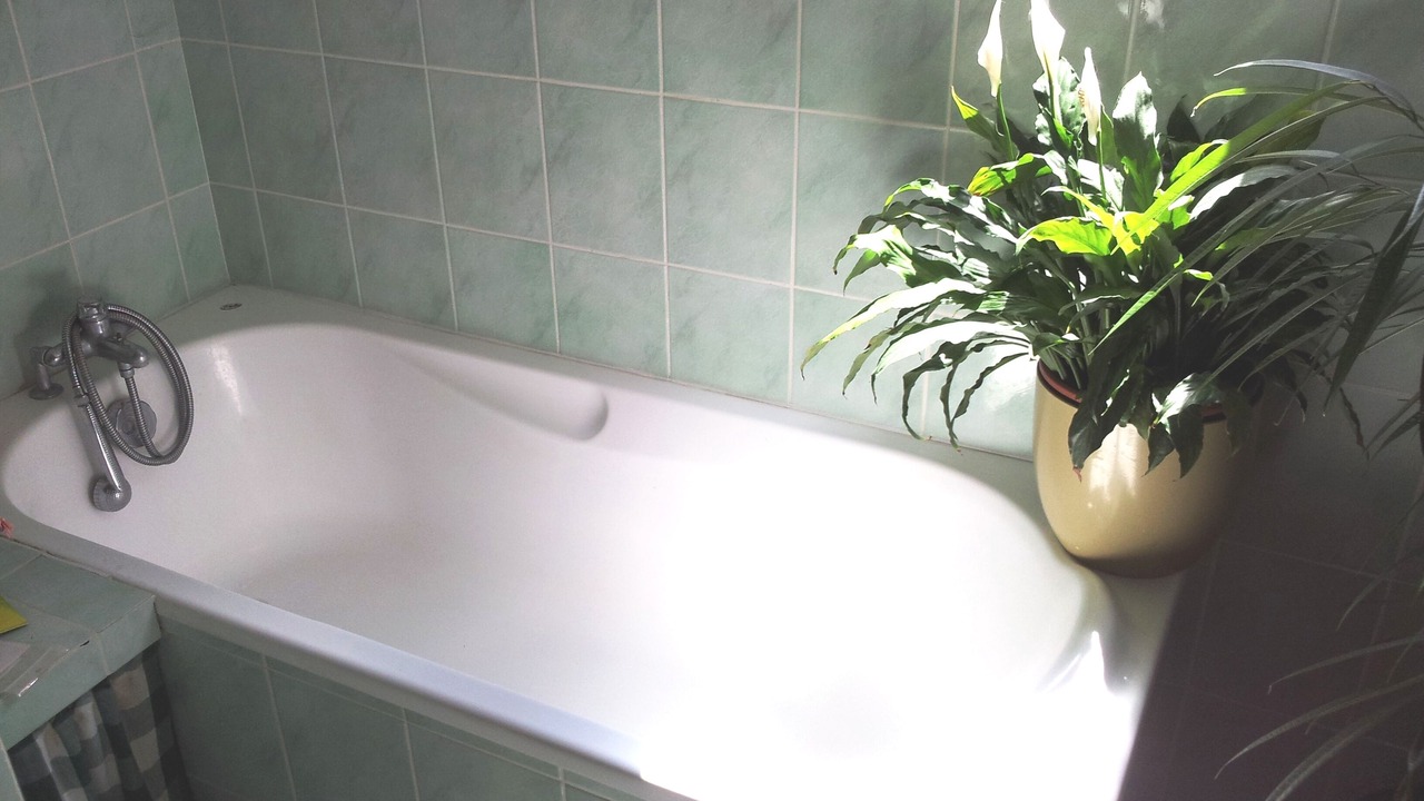 Photo of Bathroom in La Neuville-sur-Essonne