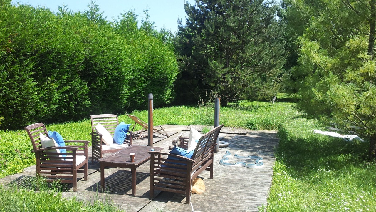 Photo of Outdoor in La Neuville-sur-Essonne