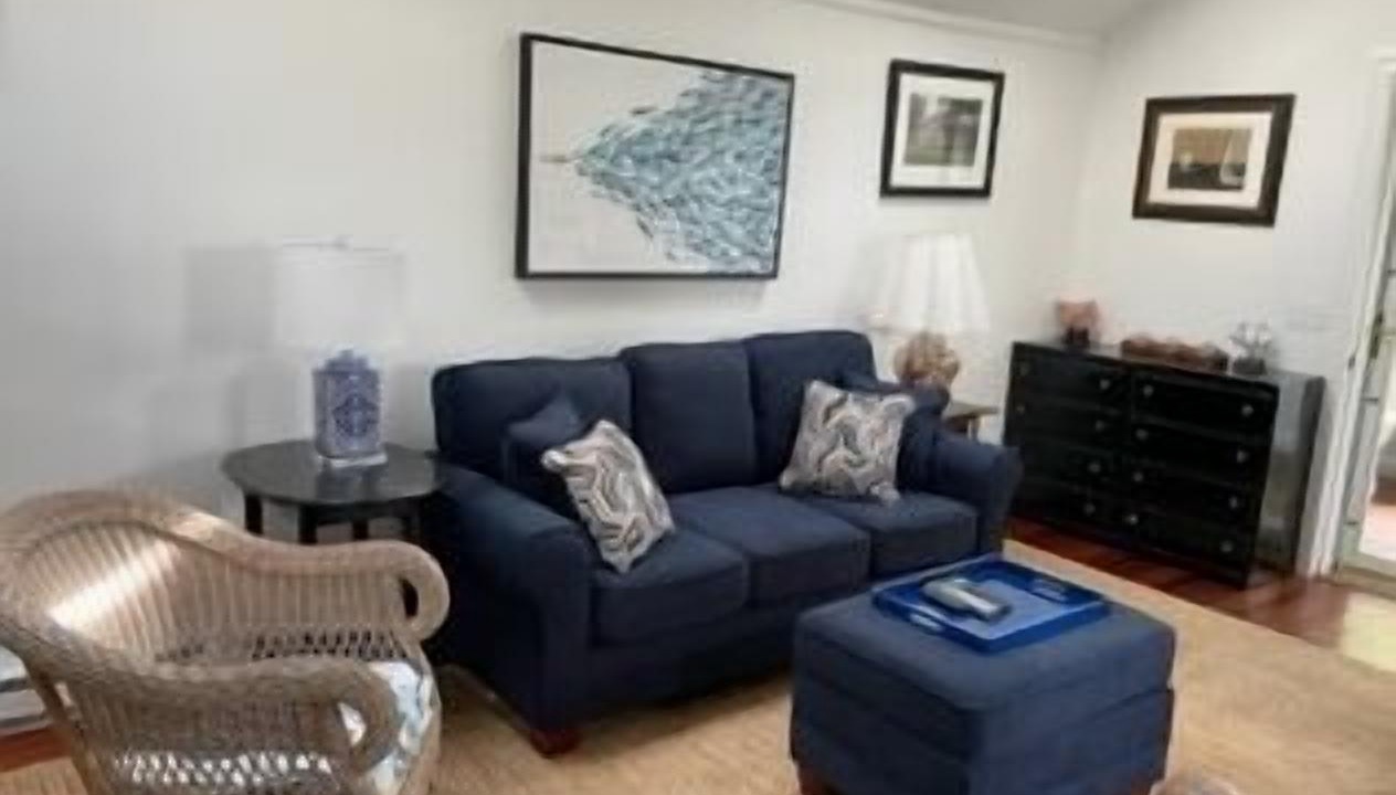 Photo of Livingroom in Pipes Cove