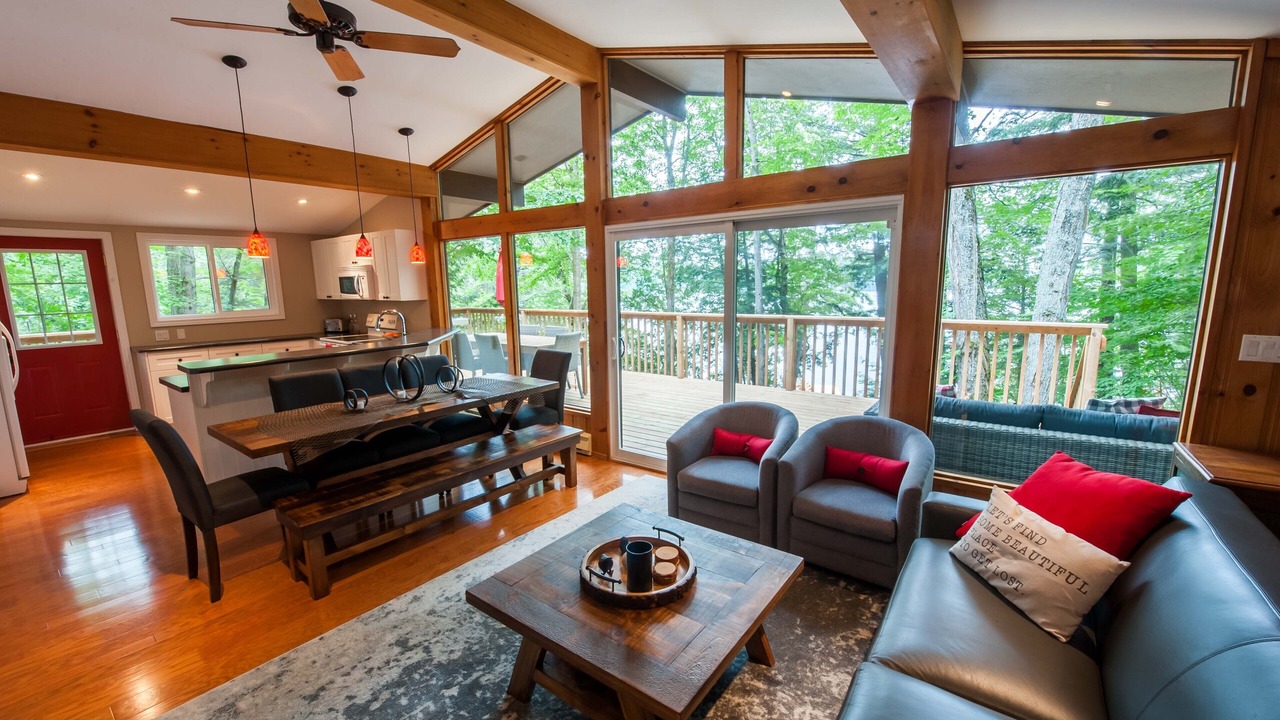 Photo of Livingroom in Dysart et al