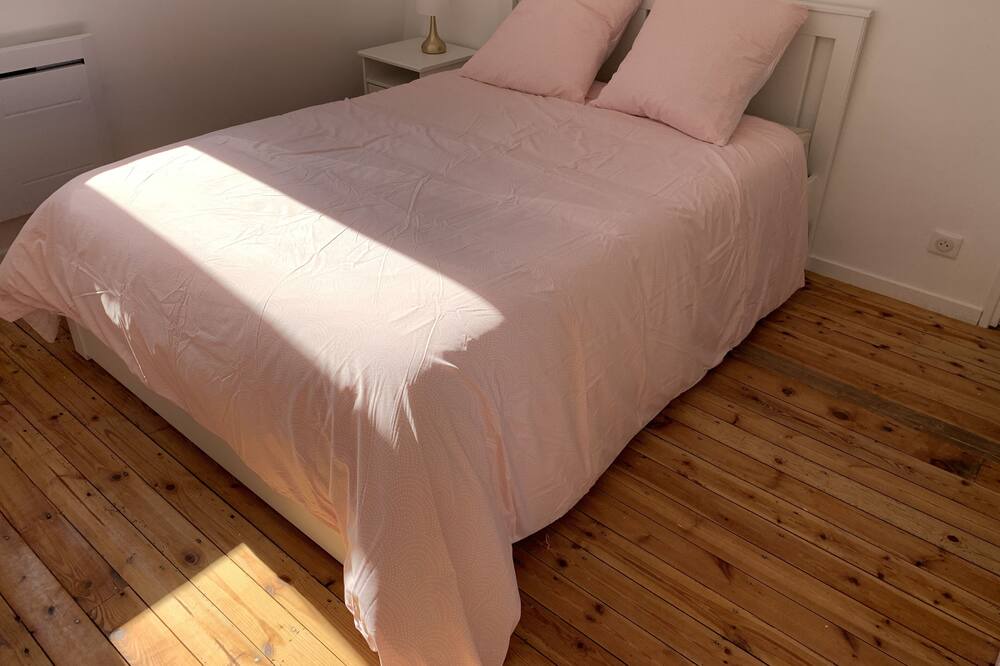 Photo of Bedroom in Armentieres