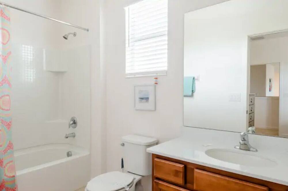 Photo of Bathroom in Veranda Palms