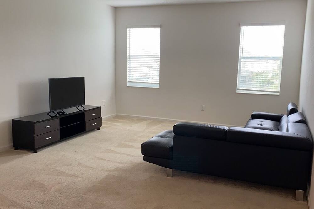 Photo of Livingroom in Veranda Palms