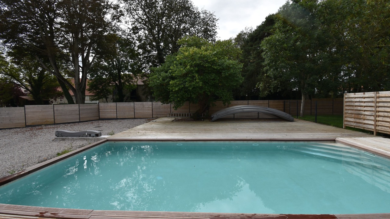 Photo of Outdoor in Marquise