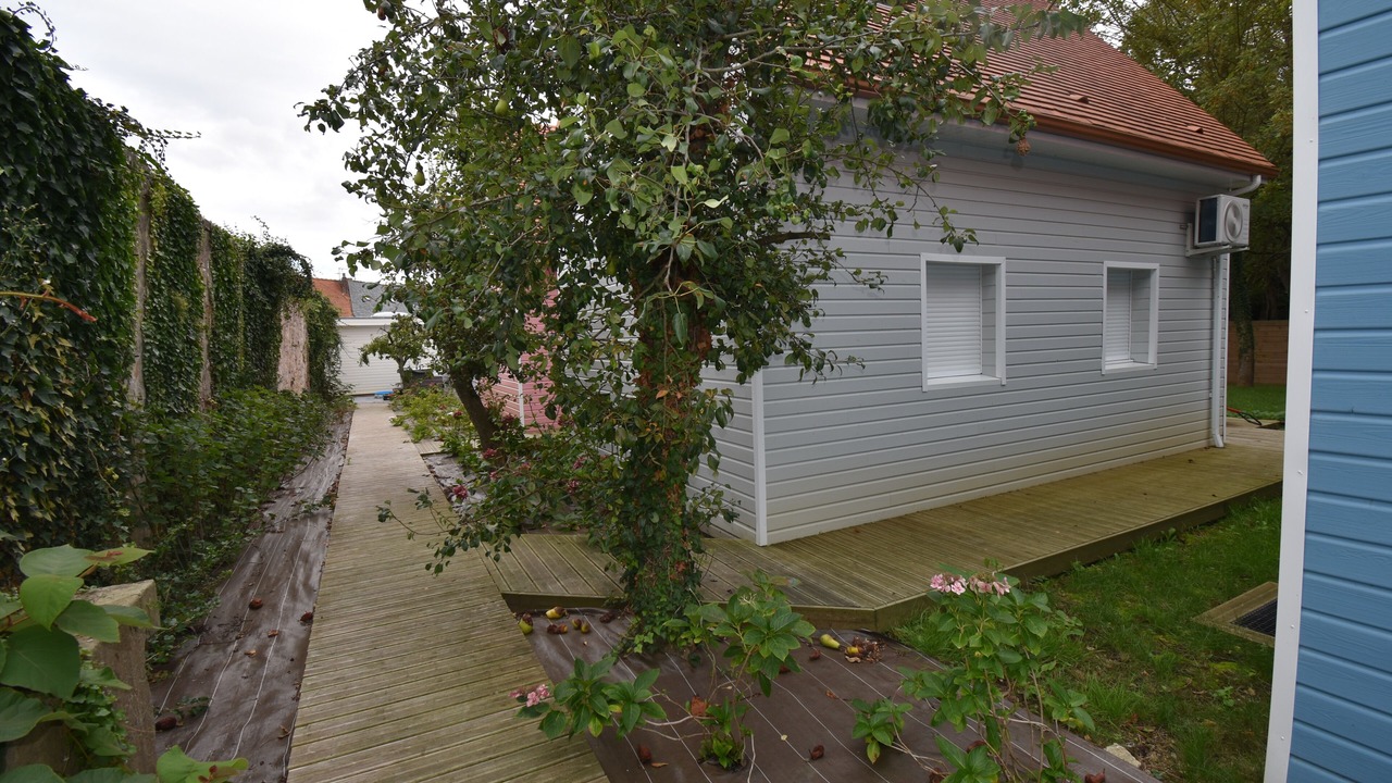 Photo of Outdoor in Marquise