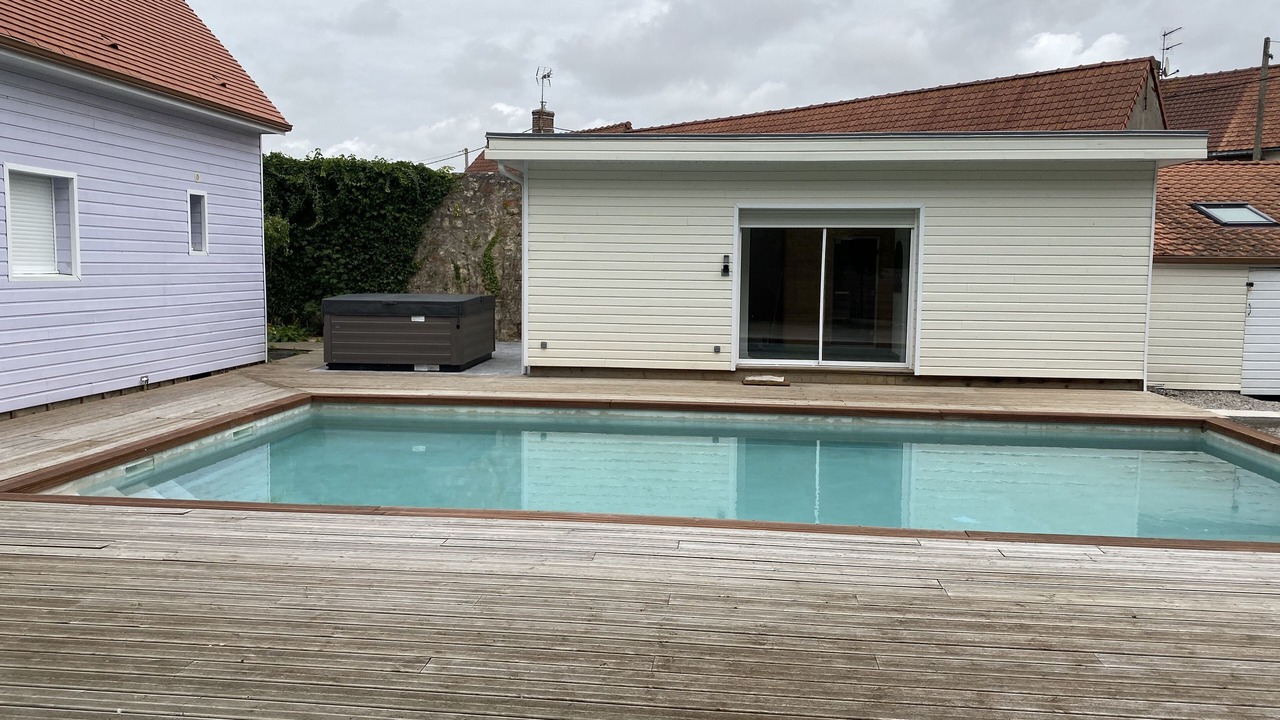 Photo of Outdoor in Marquise