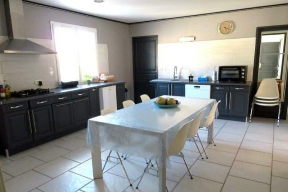 Photo of Kitchen in Liouc