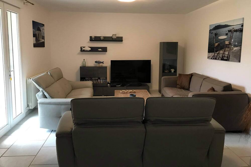 Photo of Livingroom in Liouc