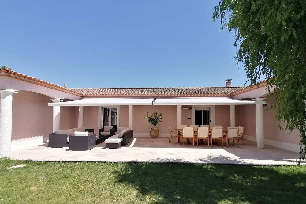 Photo of Others in Liouc