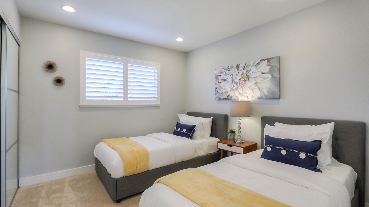 Photo of Others in Cupertino