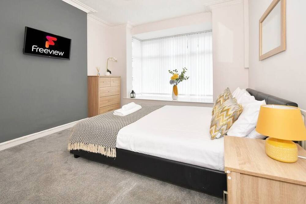 Photo of Bedroom in Crewe