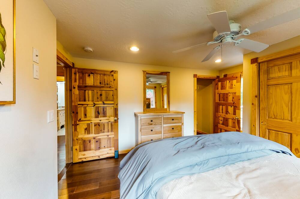 Photo of Others in Oak Grove