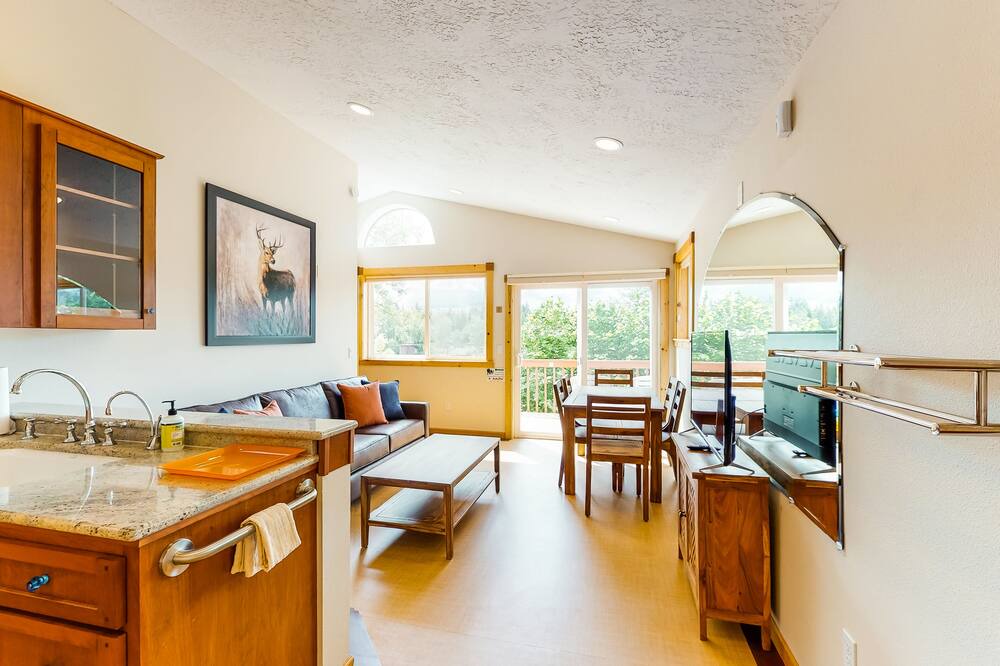 Photo of Others in Oak Grove