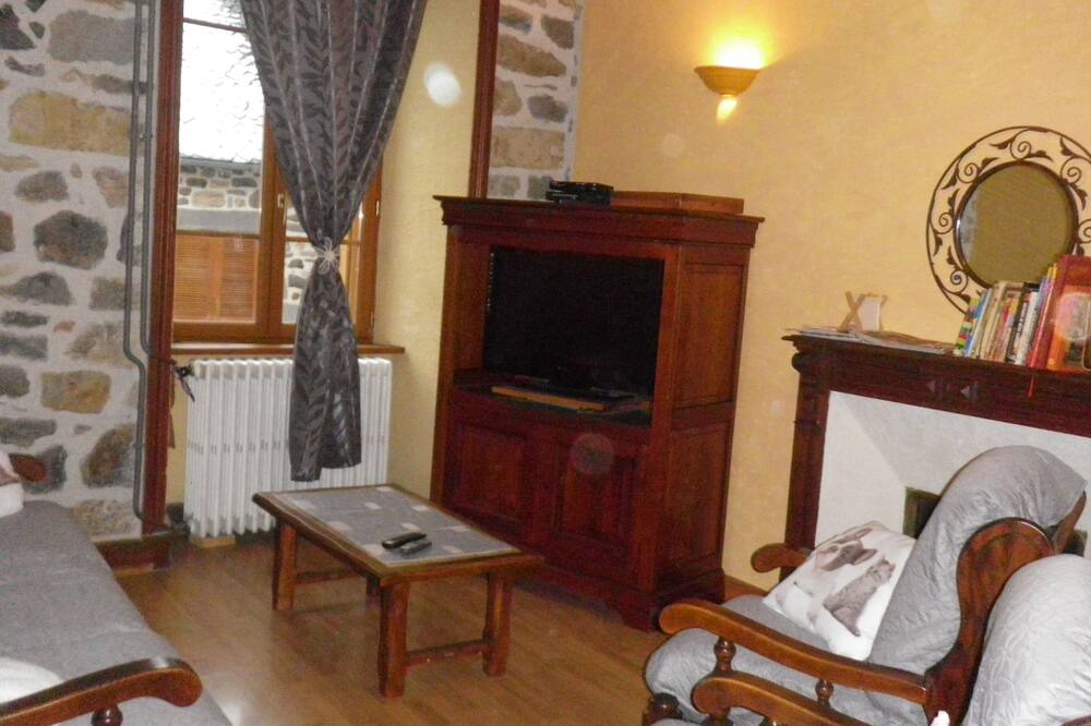 Photo of Livingroom in Peyrusse