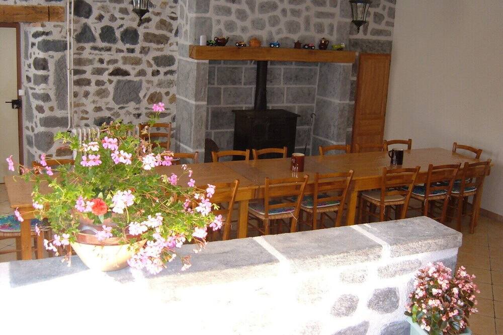 Photo of Livingroom in Peyrusse