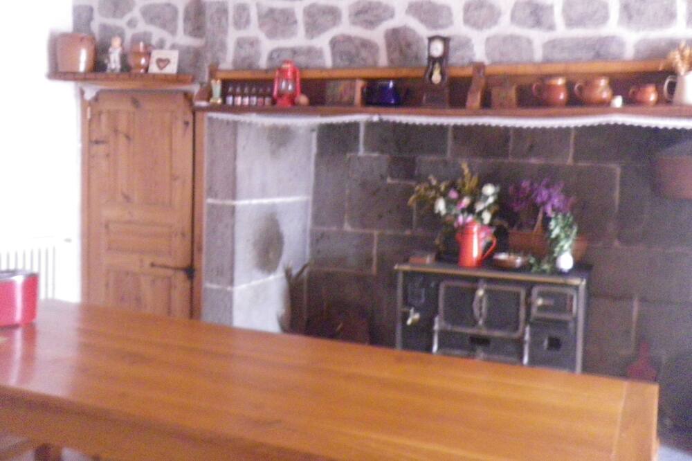Photo of Kitchen in Peyrusse
