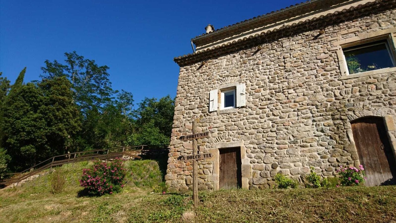 Photo of Outdoor in Saint-Fortunat-sur-Eyrieux