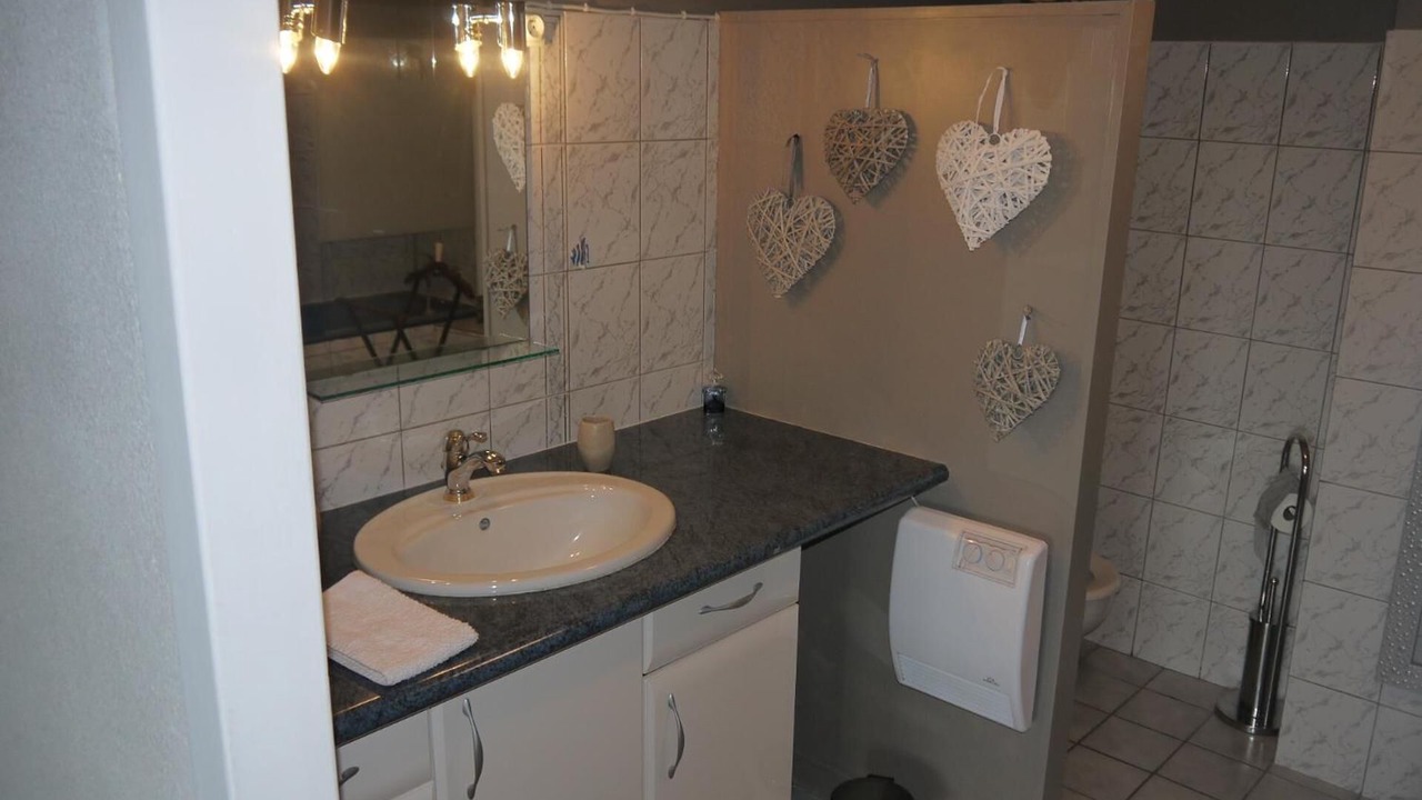 Photo of Others in Tremereuc