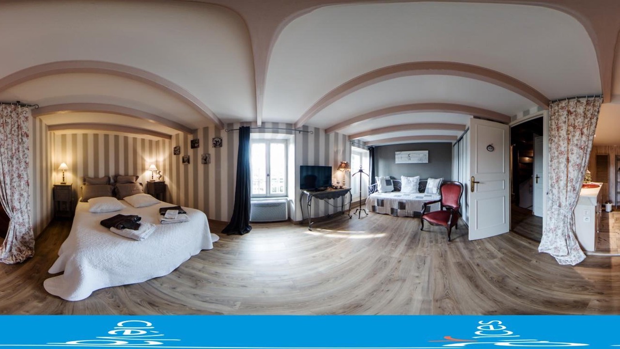 Photo of Bedroom in Tremereuc