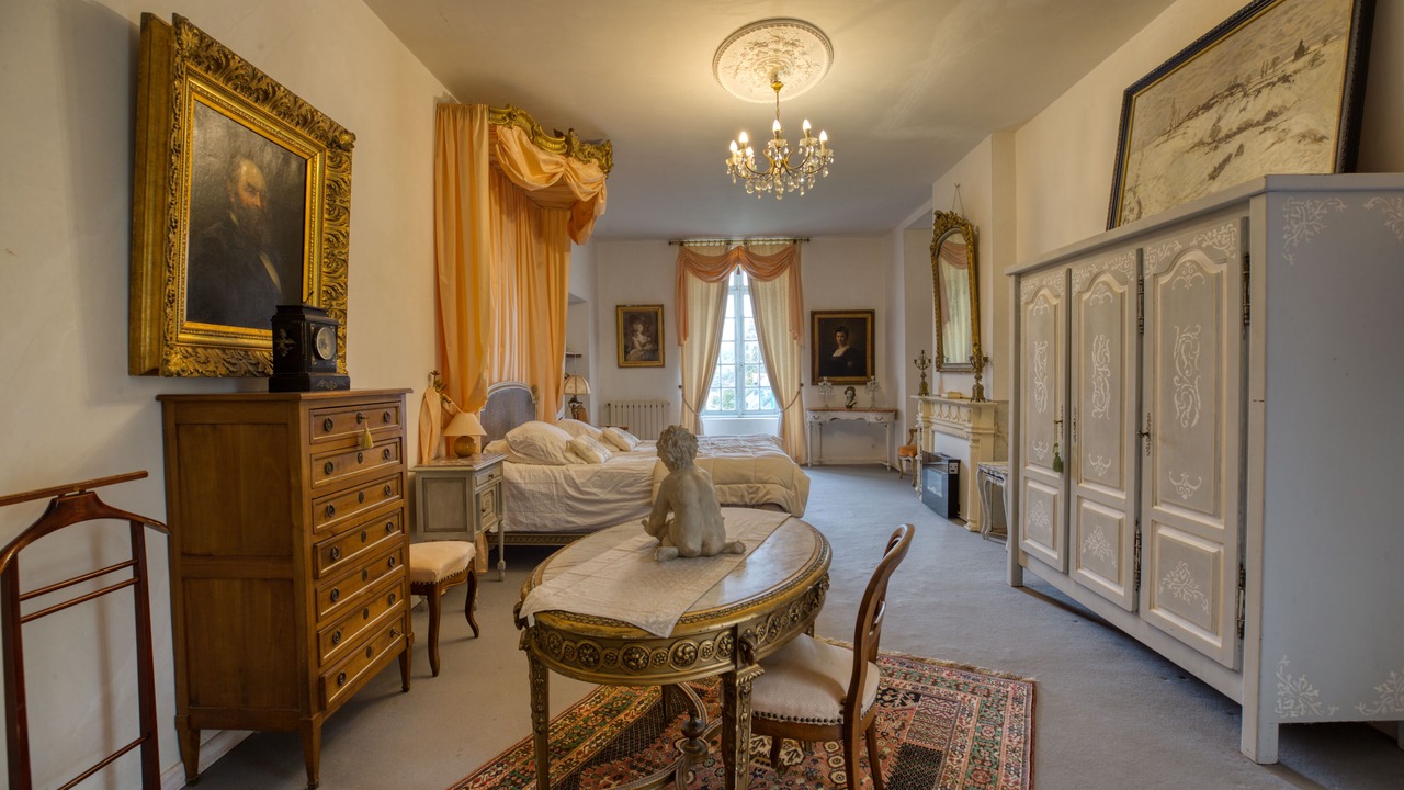 Photo of Others in Poligne