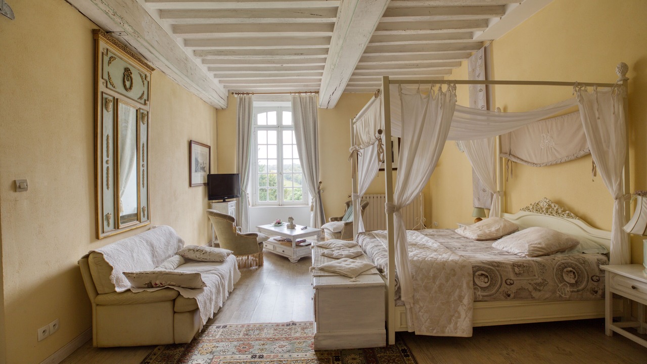 Photo of Bedroom in Poligne