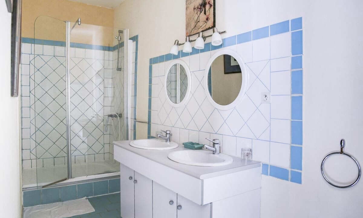 Photo of Bathroom in Poligne