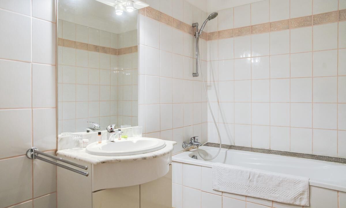 Photo of Bathroom in Poligne