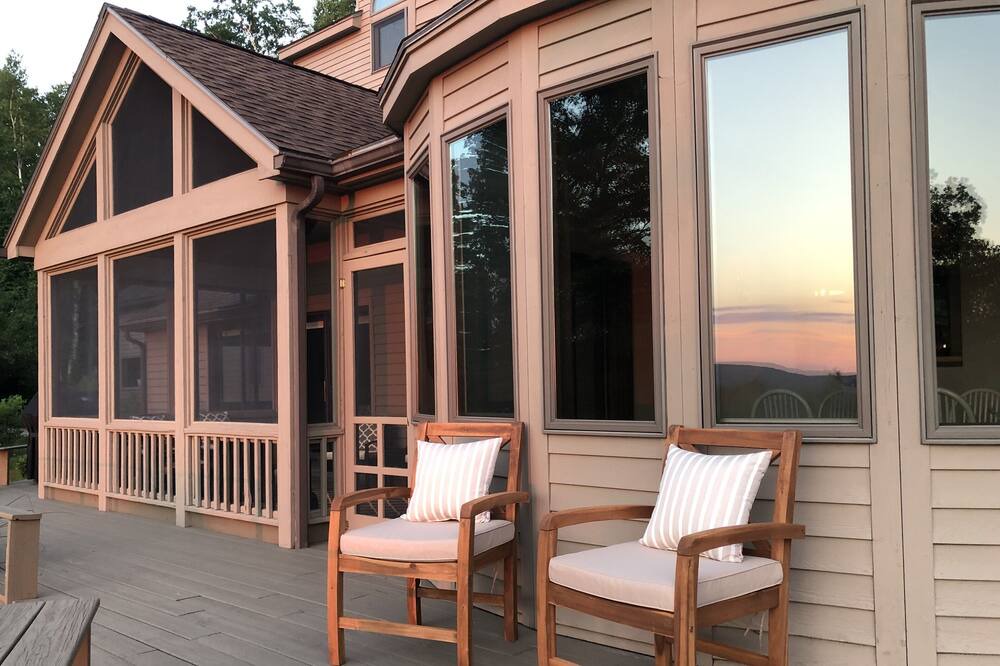 Photo of Patio Balcony in West Stockbridge