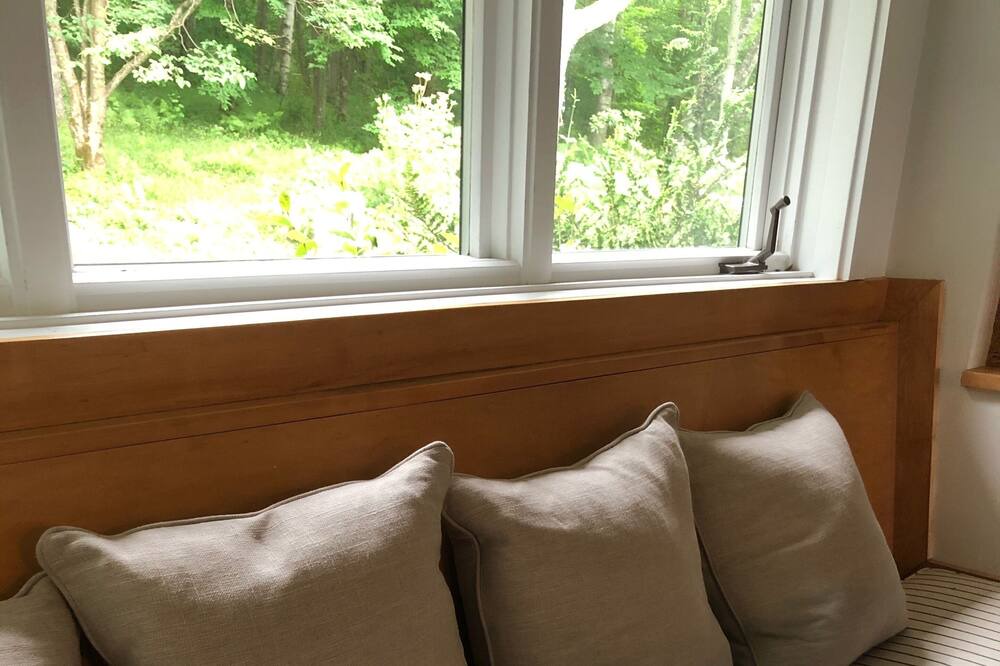 Photo of Bedroom in West Stockbridge