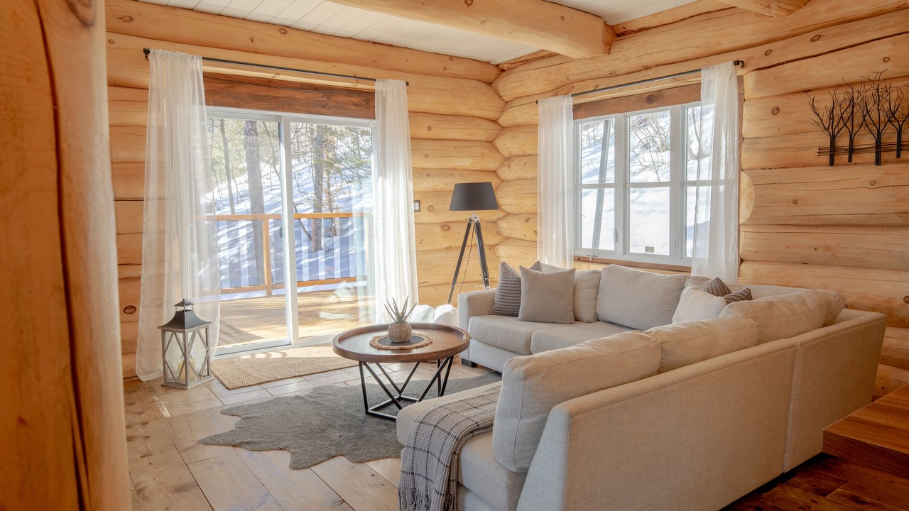 Photo of Livingroom in Saint-Faustin-Lac-Carre