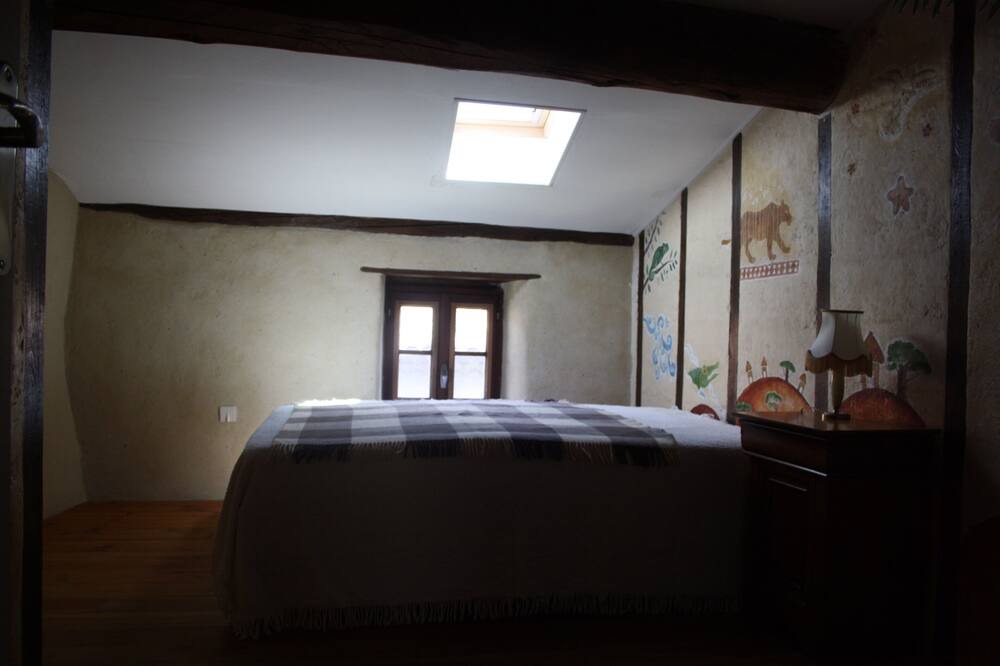 Photo of Bedroom in Montsegur