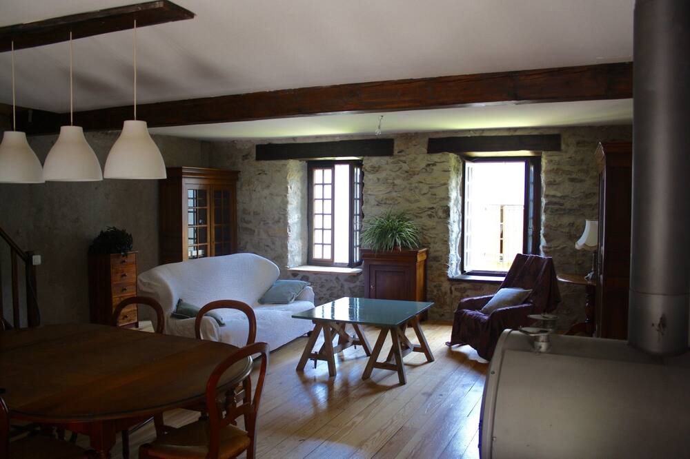 Photo of Livingroom in Montsegur